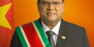 Presidente de Surinam, Chandrikapersad Santokhi, llega el próximo miércoles al país en visita oficial