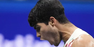 Carlos Alcaraz llega a semifinales del US Open y se acerca a un segundo título consecutivo