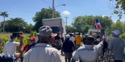 Comerciantes de Dajabón devuelven camiones de la zona franca CODEVI y reclaman cierre sea para todos
