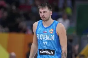 Doncic expulsado y Canadá supera a Eslovenia en el Mundial