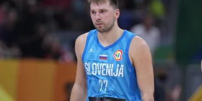 Doncic expulsado y Canadá supera a Eslovenia en el Mundial