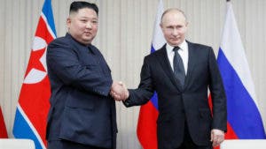 Kim y Putin se reunirán en Rusia para hablar sobre armamento, según medios