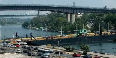 El puente flotante de Santo Domingo estará cerrado por una hora este domingo 3 de septiembre