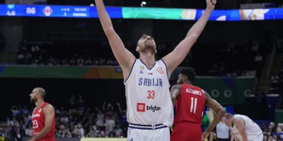 Serbia supera a Canadá 95-86 y llega al partido por la medalla de oro