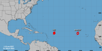 Lee baja a categoría 4 pero sigue siendo un “poderoso” huracán rumbo a las Antillas
