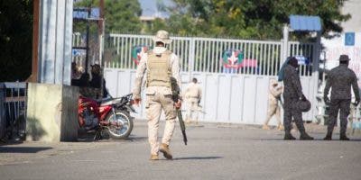 Frontera en Dajabón sigue cerrada; gobierno acudirá en ayuda de comerciantes