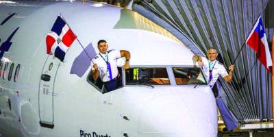 Los chilenos y  dominicanos más cerca con vuelo directo