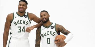 Giannis y Lillard debutarán juntos contra Lakers