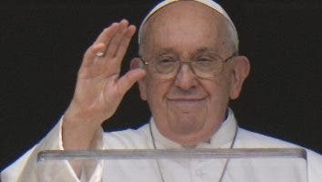 Papa condena hambruna en el mundo
