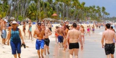 País espera 2.6 millones turistas en tres meses