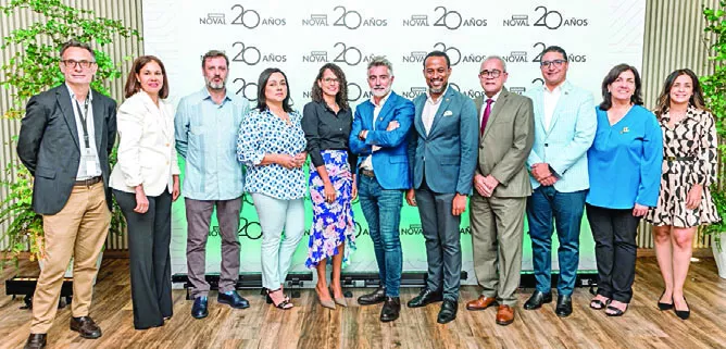 Los líderes de opinión, durante la celebración de los veinte años de la empresa.