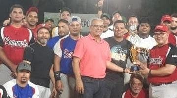 Liga Soprovis logra el trofeo 71 aniversario  de Liga Centro
