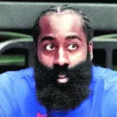 James  Harden se une quinteto de Filadelfia