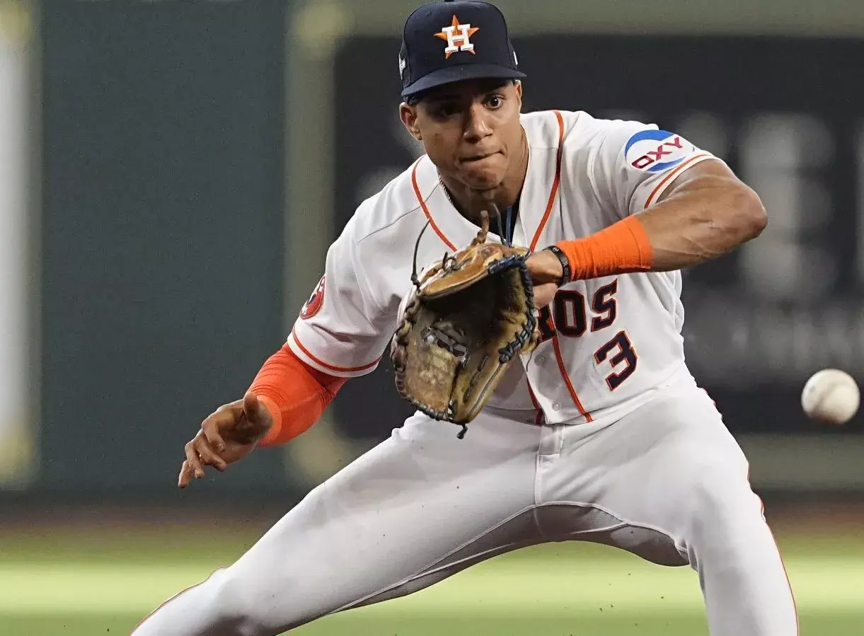 Jeremy resplandece en la ‘oscuridad’ de Astros