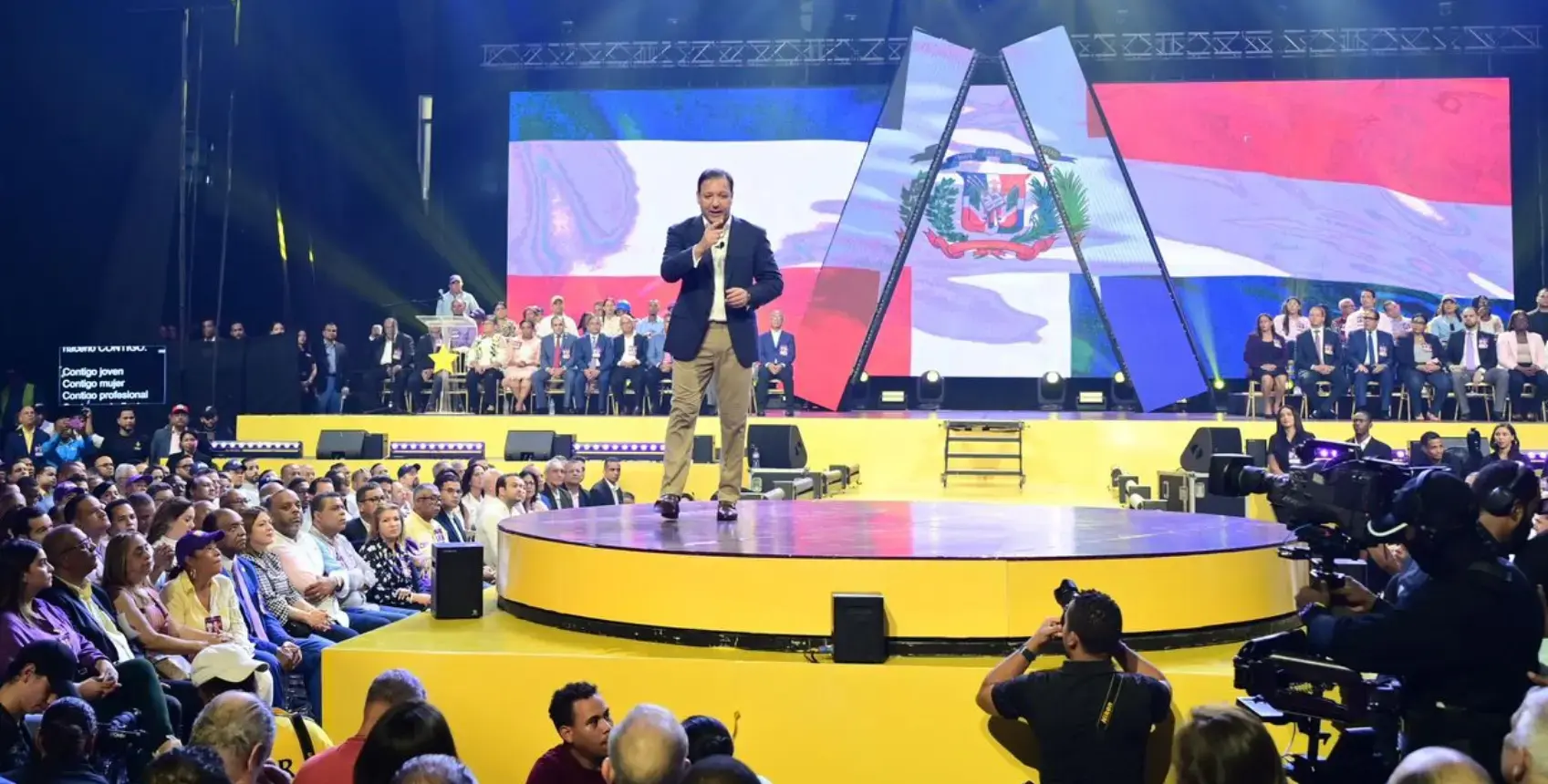 El PLD proclama a Abel Martínez como su candidato presidencial