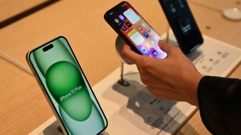 iPhone 15