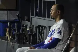 Con los bates fríos en playoffs, los Dodgers están al borde de la eliminación