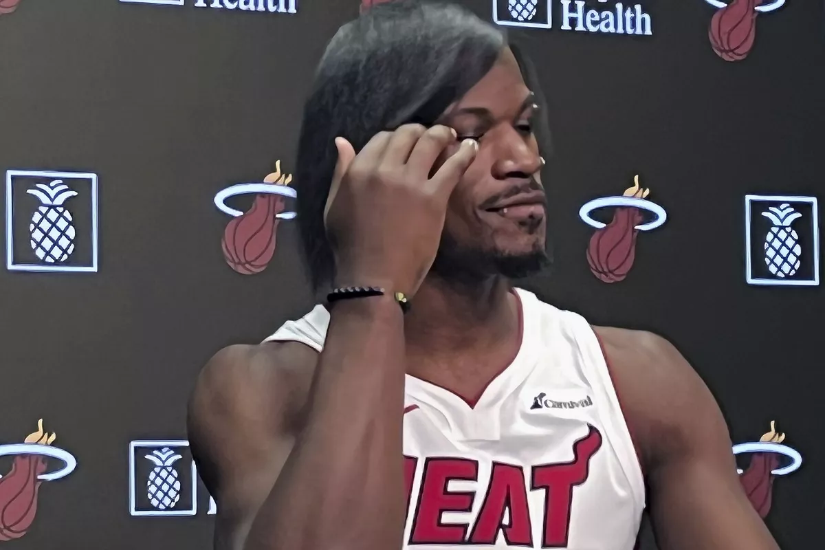 Jimmy Butler tiene nuevo look y hasta el Heat quedó sorprendido