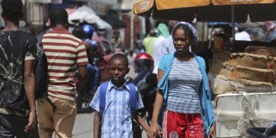 Cansados de la inseguridad, haitianos elogian la intervención de una fuerza extranjera
