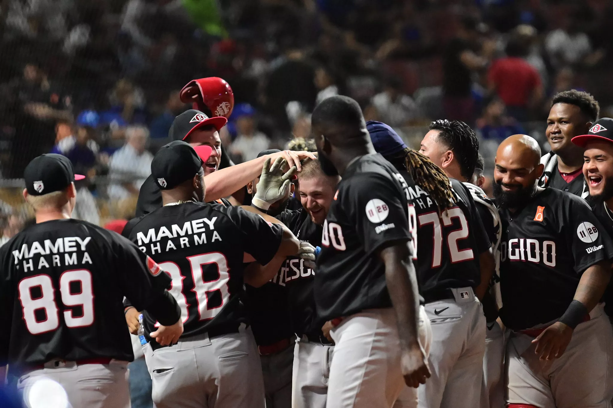 Crim la saca para guiar triunfo Escogido sobre Licey