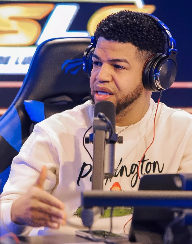 Luinny Corporán es otro emprendedor con buena plataforma.