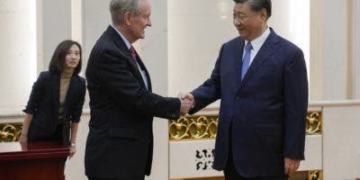 Xi se reúne con senadores de EEUU en la primera visita de una delegación en cuatro años