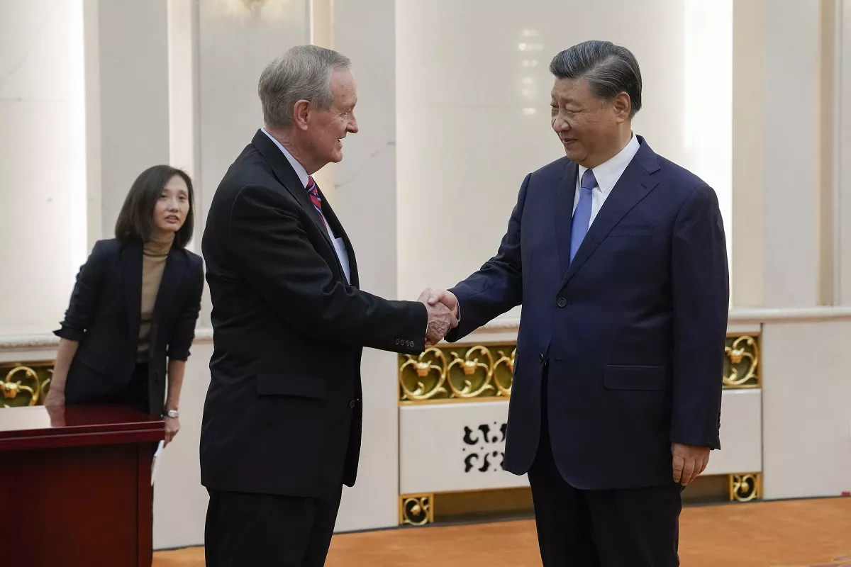 Xi se reúne con senadores de EEUU en la primera visita de una delegación en cuatro años