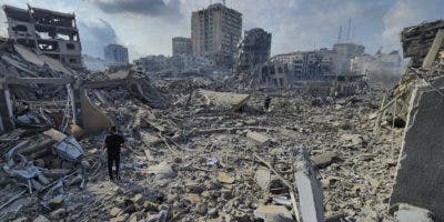 Israel recupera el control de su territorio y promete una “ofensiva total” contra Gaza