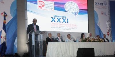 Neurólogos y neurocirujanos discuten en congreso desde ACV hasta tumores