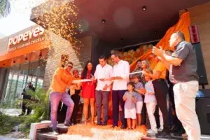 Popeyes abre su primer restaurante de pollo frito en Santo Domingo