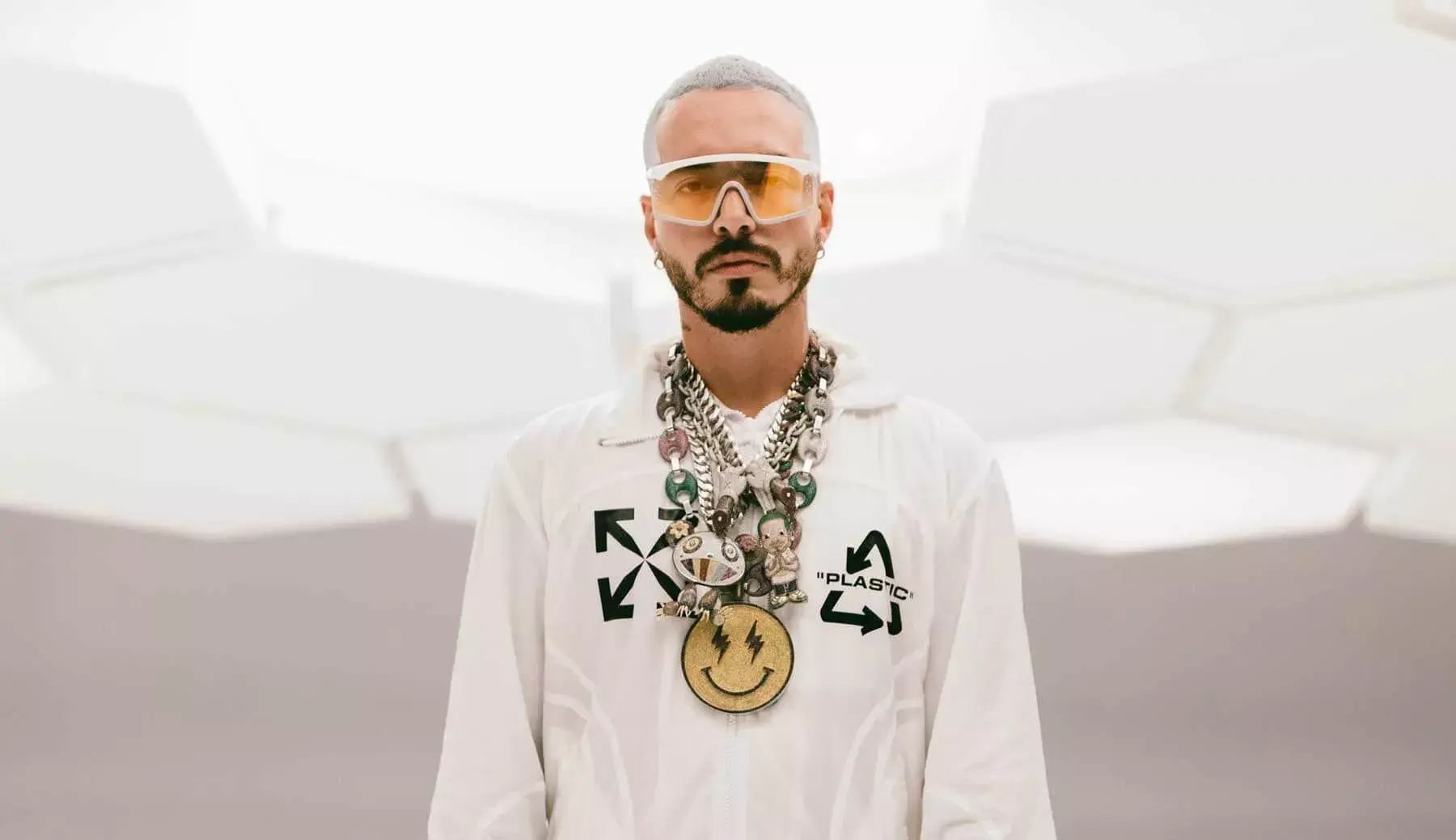 J Balvin resalta la cultura del Caribe colombiano en el video de ‘Cosa de locos’