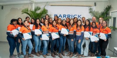 Barrick Pueblo Viejo realiza cuarta graduación de su programa Listos para el Empleo