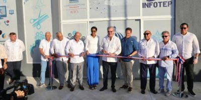 Presidente Abinader inaugura tres obras en La Altagracia