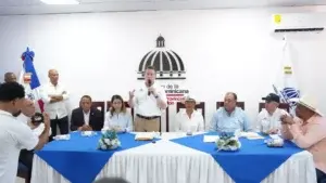 Gobierno entrega más de 7 millones de pesos a comerciantes de Dajabón, dice Ito Bisonó