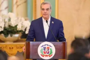 Presidente Abinader felicita a Daniel Noboa por su triunfo en elecciones en Ecuador