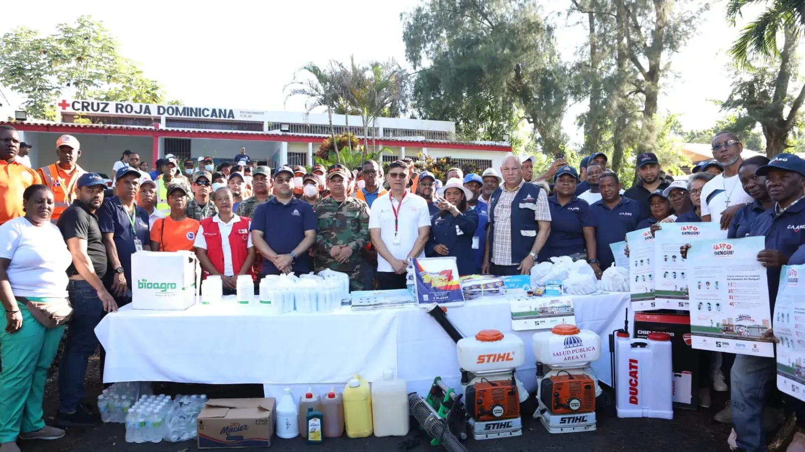 Realizan operativo cívico-militar contra el dengue en La Puya, Arroyo Hondo