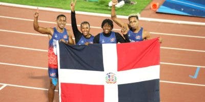 República Dominicana, con Marileidy Paulino, se lleva el oro del relevo mixto 4×400