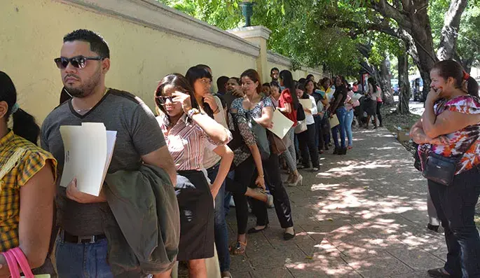 La desigualdad de género en el desempleo juvenil es superior al 15 % en Latinoamérica