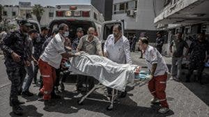 Hospitales de Gaza a punto del colapso por corte eléctrico y escasez de insumos y personal