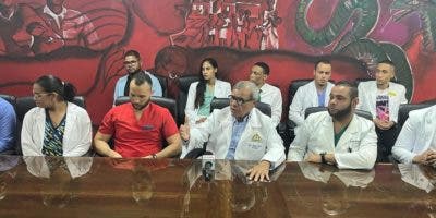 Médicos del Moscoso Puello anuncian paro el lunes y el martes por falta de condiciones en el centro
