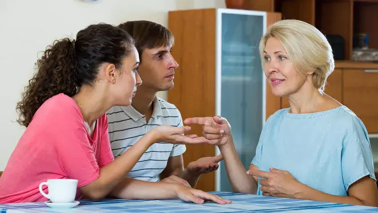 Día Mundial de la Suegra: ¿Qué hacer para llevarte mejor con ella?