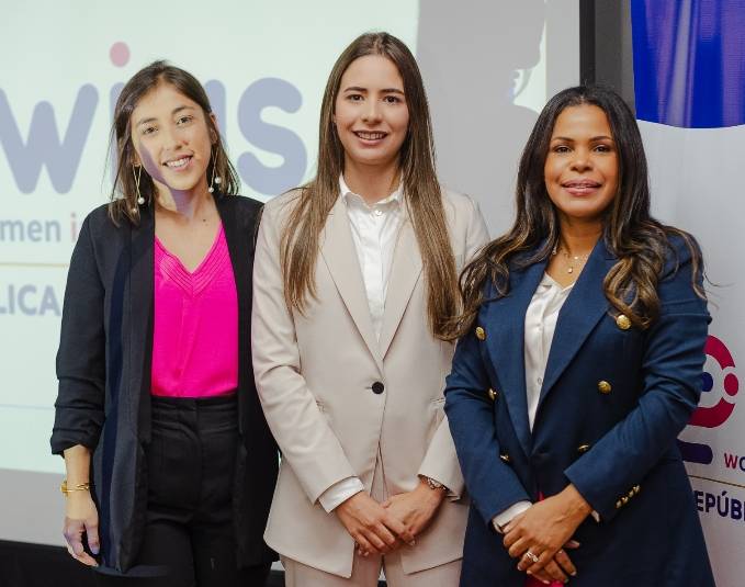 WINS Dominicana impulsa el liderazgo femenino