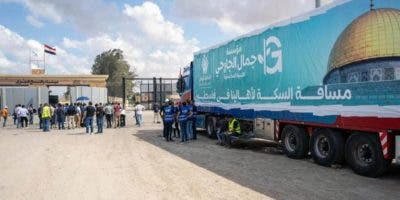 Israel anticipa la entrada hoy en Gaza del mayor convoy de ayuda desde inicio de la guerra