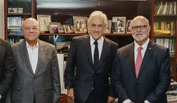 Sebastián Piñera visita al presidente de AFP Popular