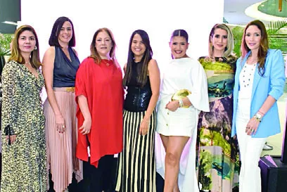 Evelyn Silva, Nicole Tactuk,  Magui Infante, Marlen Mejía, Abril Martínez, Margaux Da Silva y Jhoanna Rodríguez de Grullón.