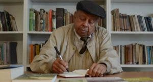 Fallece Manuel Mora Serrano, Premio Nacional de Literatura 2021