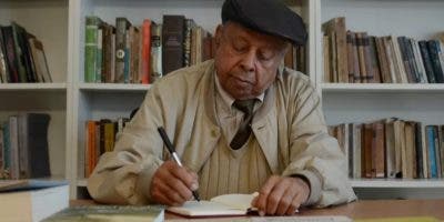 Fallece Manuel Mora Serrano, Premio Nacional de Literatura 2021