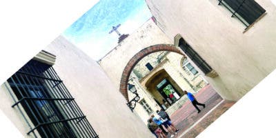 Plazoleta y el Callejón de los Curas, testigos de la historia