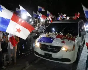 Nutrida marcha contra minería en Panamá