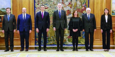 Gobierno de España jura ante el rey